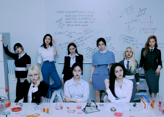 트와이스 단체 이미지 (1)