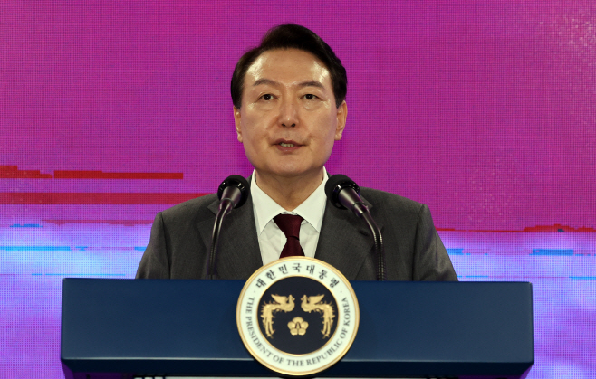 축사하는 윤석열 대통령