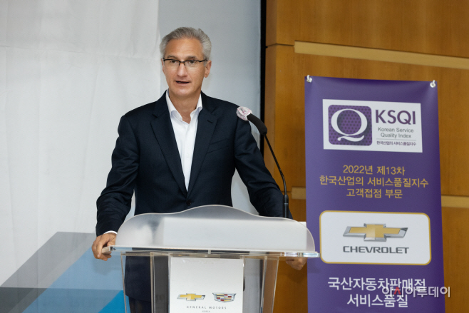 로베르토 렘펠 한국지엠 사장)