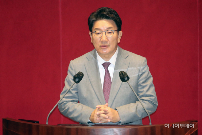 [포토] 권성동 '국회 운영위원장에 선출'