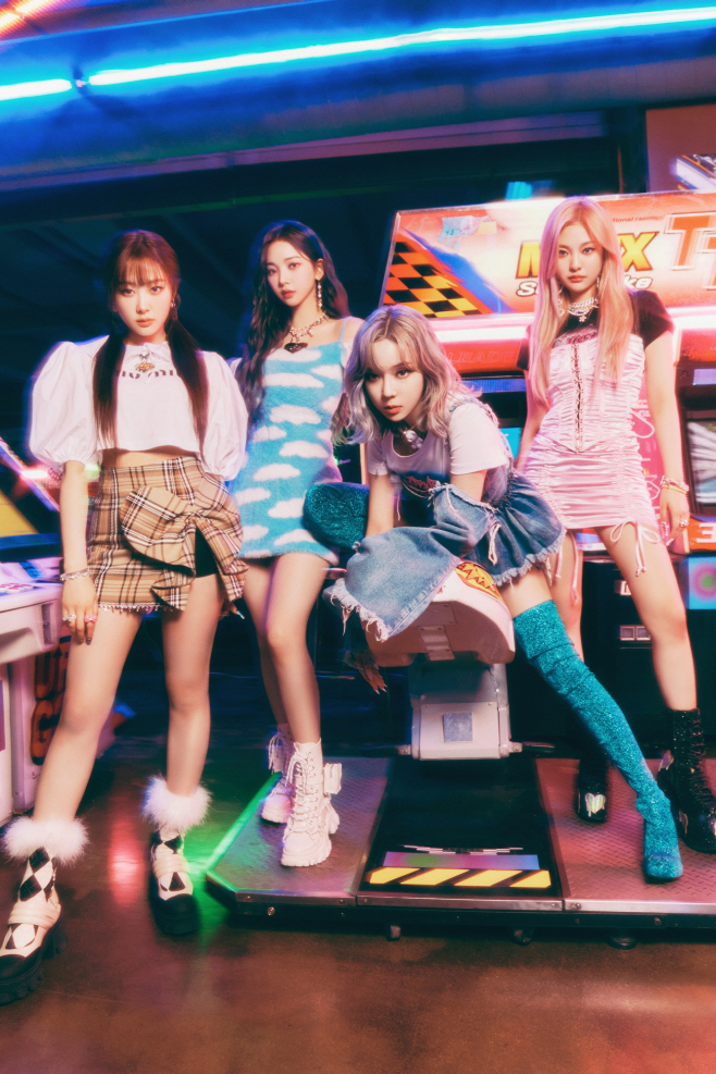 에스파 두 번째 미니앨범 'Girls' 이미지