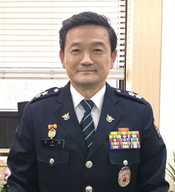 김순호 초대 경찰국장<YONHAP NO-5636>