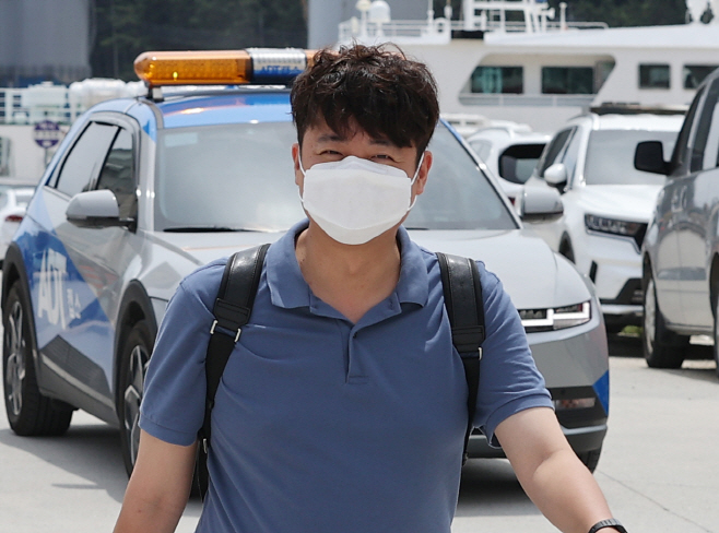 울릉도 떠나는 이준석 대표