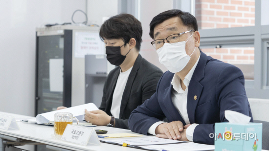 (08.03)_심야_택시난_관련_지자체_교통국장_간담회_-_04