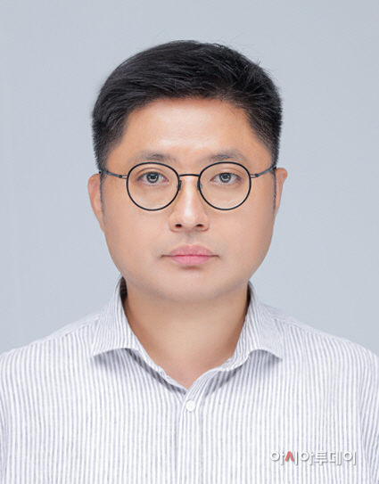 건축과 김완식 주무관
