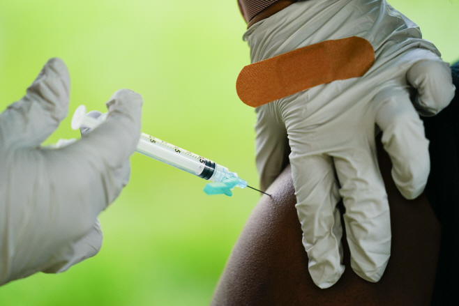 Virus Outbreak Pfizer Updated Vaccine <YONHAP NO-4831> (AP)