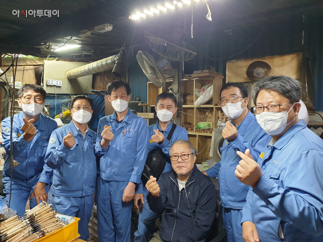(1) 경주 지산공방 샤프 제작기기 기증