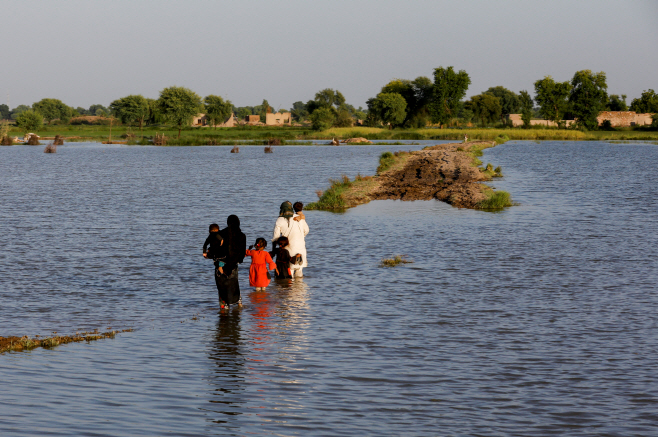 PAKISTAN-WEATHER/FLOODS <YONHAP NO-2620> (REUTERS)