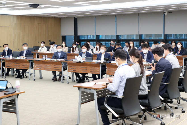 0905 이원덕 우리은행장, MZ세대 목소리에 응답하다