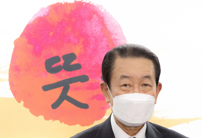 취임식 관련 브리핑하는 박주선 대통령취임준비