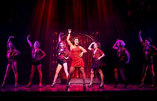 아이겟, 뮤지컬 '킹키부츠' 전관 구매…단독 회차 티켓 최대 30% 할인 - 뉴스 썸네일 이미지