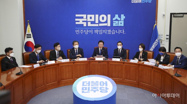 [포토] 최고위원회의 모두발언하는 이재명 대표