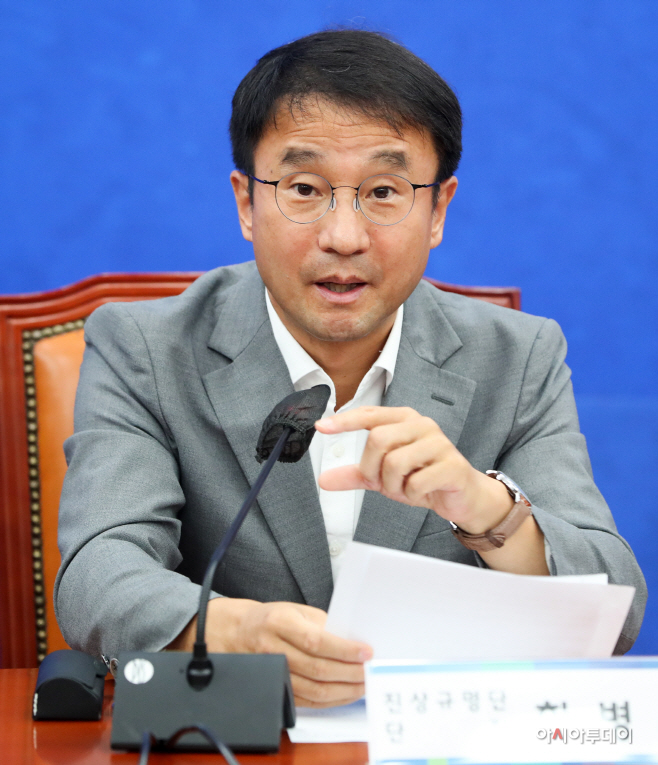 [포토] 한병도 단장 '민주당 대통령실 의혹 진상 규명단 회의 발언'