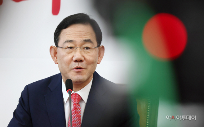 [포토] '새 비대위원장직을 맡지 않겠다' 기자회견 갖는 주호영 전 비대위원장