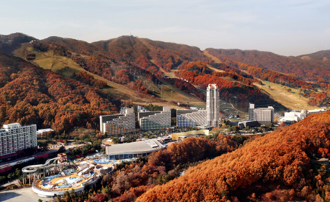 사본 -1 휘닉스평창_전경_가을 (1)