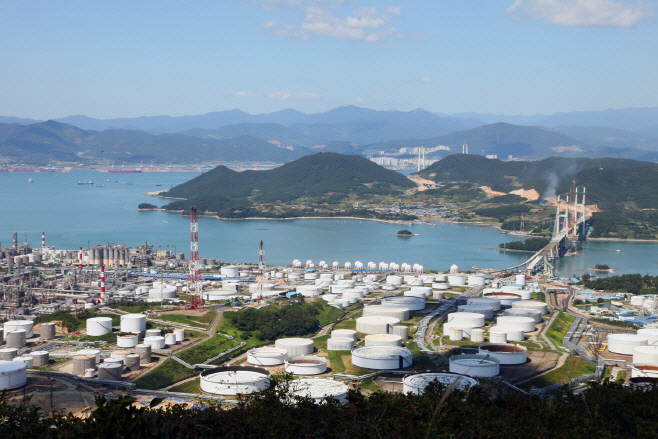 여수국가산단 전경