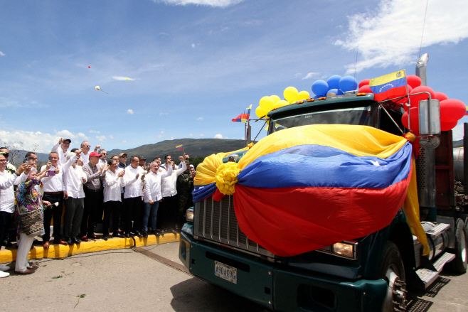 VENEZUELA-COLOMBIA-BORDER-REOPENING <YONHAP NO-1684> (AFP)