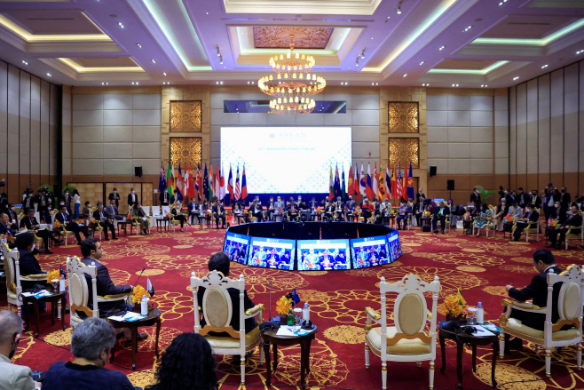 ASEAN-MEETING/ARF <YONHAP NO-3571> (REUTERS)