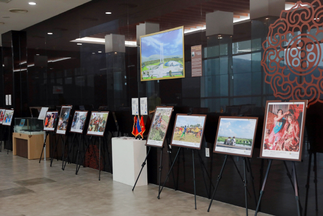 3_[KOVA 봉사사진전 모습