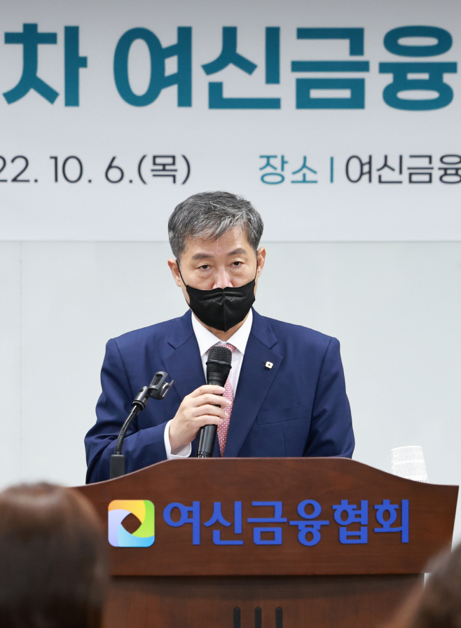 정완규 여신금융협회장 기자간담회<YONHAP NO-2603>