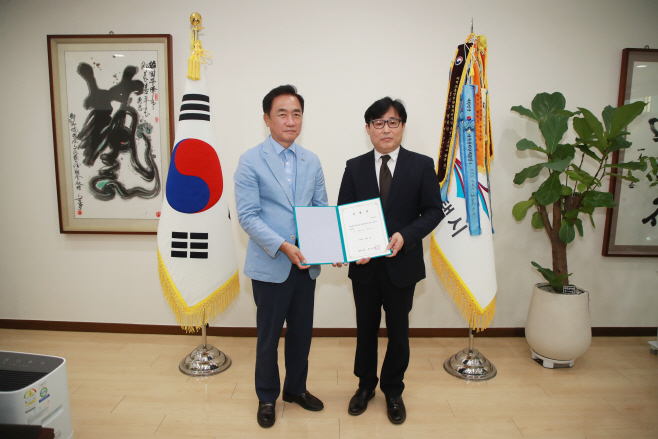 제2대 평택산업진흥원 이학주 원장 임명