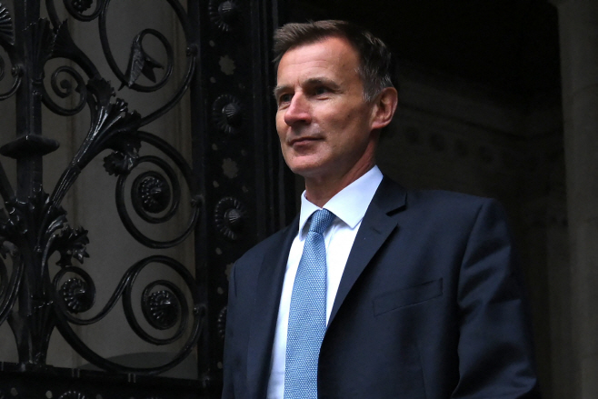 BRITAIN-POLITICS-ECONOMY-BUDGET <YONHAP NO-0051> (AFP)