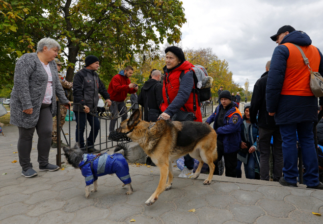 UKRAINE-CRISIS/KHERSON-EVACUAT
