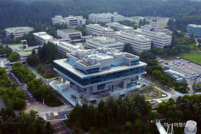 2021년 7월 문을 연 체인지업그라운드 포항의 전경