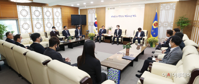 신임 이사장 접견