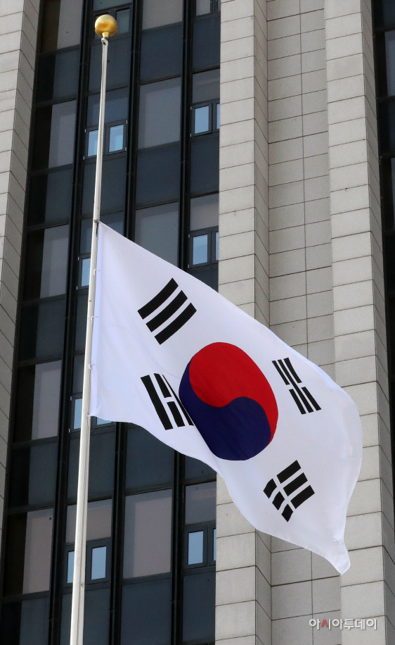 [포토] 국가애도기간 '조기 게양'