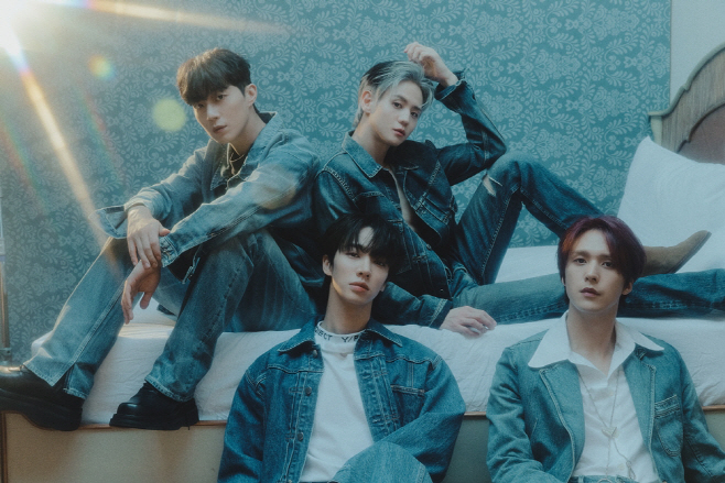 (1102) 하이라이트 DAWN ver 콘셉트 포토 단체1