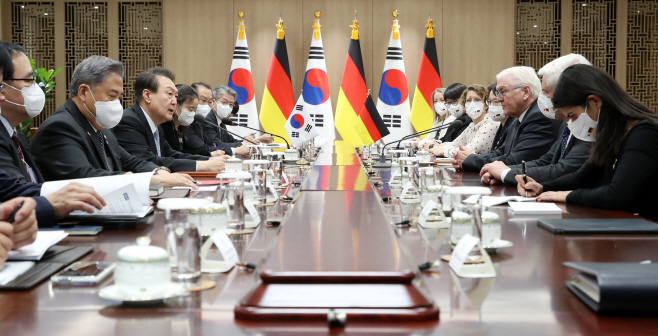 정상회담하는 한-독 정상