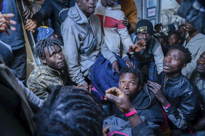 Italy Migrants <YONHAP NO-0700> (AP)