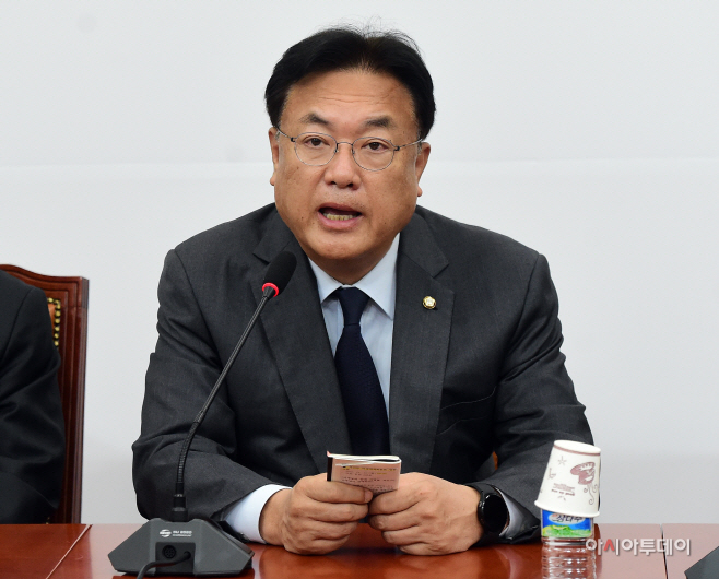 [포토] 발언하는 정진석 비대위원장
