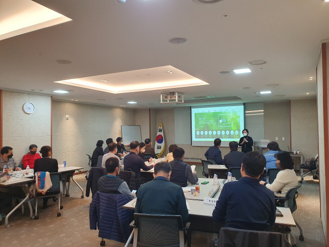 은퇴(예정)자 대상 ‘생애 재설계 프로그램’