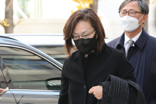 박희영 출석