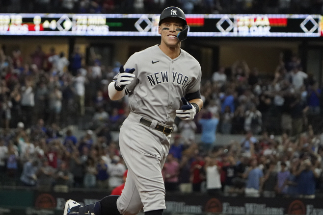 MVP Awards Baseball <YONHAP NO-2809> (AP)