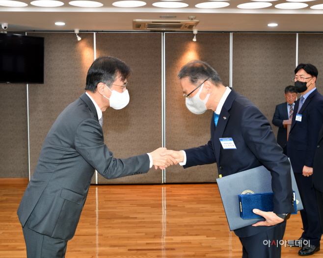 이민재 감사관
