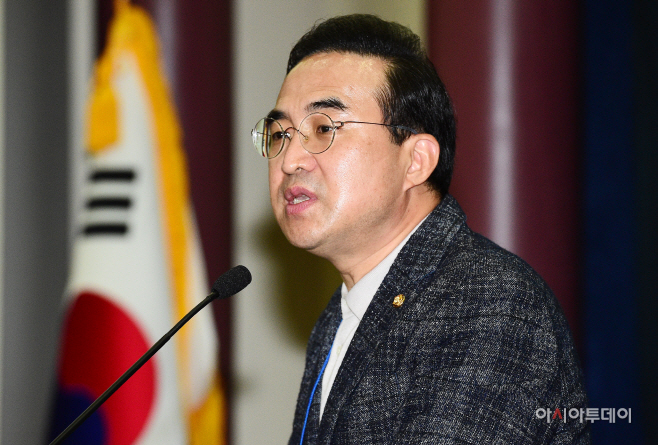 [포토] 축사하는 박홍근 민주당 원내대표