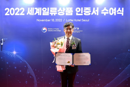 박성윤