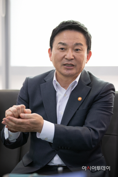 (11.21)_국토부_장관__기자실_방문_사진_-_02