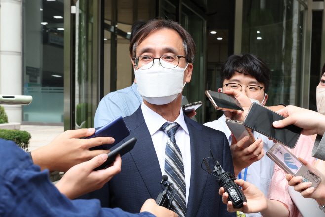 정진웅, '한동훈 독직폭행' 혐의 2심 무죄<YONHAP NO-4338>