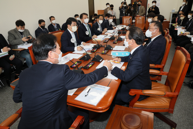 기재위 제1차 예산결산기금심사소위원회
