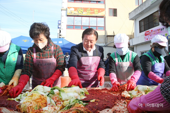 '이웃사랑 김장 나누기' 행사 가져1