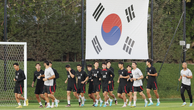 가나전 대비하는 축구 대표팀<YONHAP NO-5346>