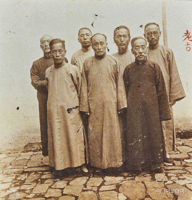 이동녕 주석 모습)