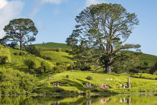 Air bnb / Hobbiton