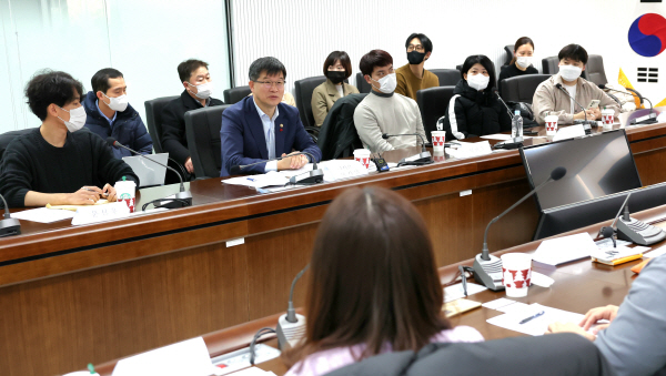 제2차 청년 대상 국민연금 간담회<YONHAP NO-2056>