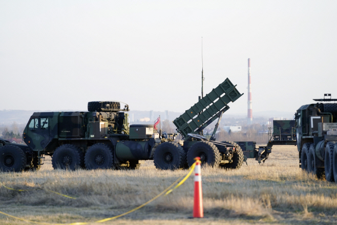 Russia Ukraine War Patriot Missiles <YONHAP NO-2083> (AP)