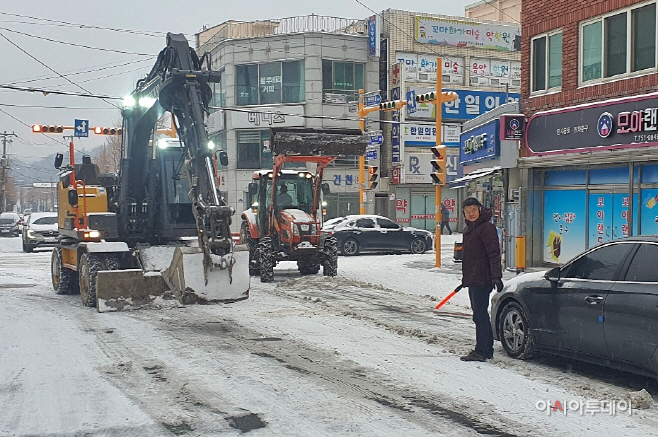 1_보도자료_경주 적설량 2.5㎝ 대설주의보 발동_01